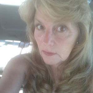 Meet your Posher, Rose